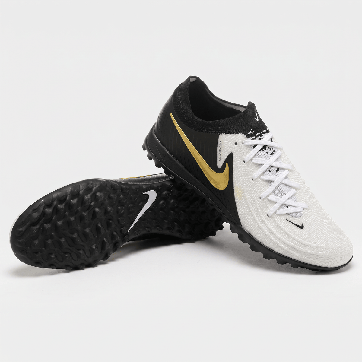 Phantom GX II Pro TF White / Black / Metallic Gold Coin