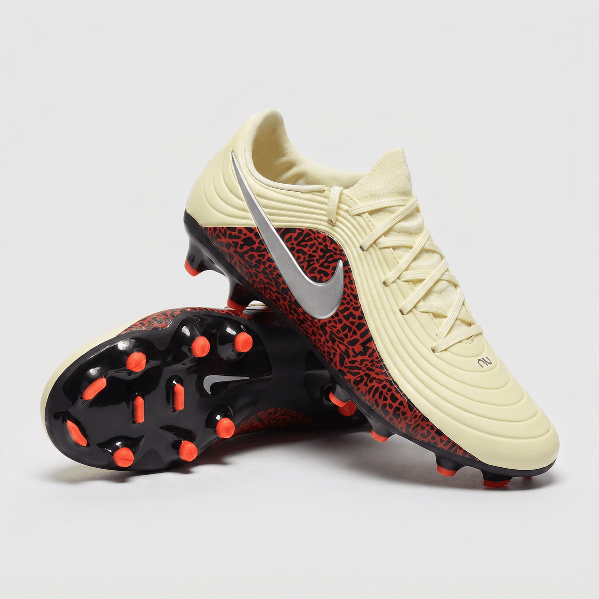 Tiempo Legend XI FG Cream / Black / Burgundy